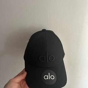 ALO Yoga Classic Black Cap